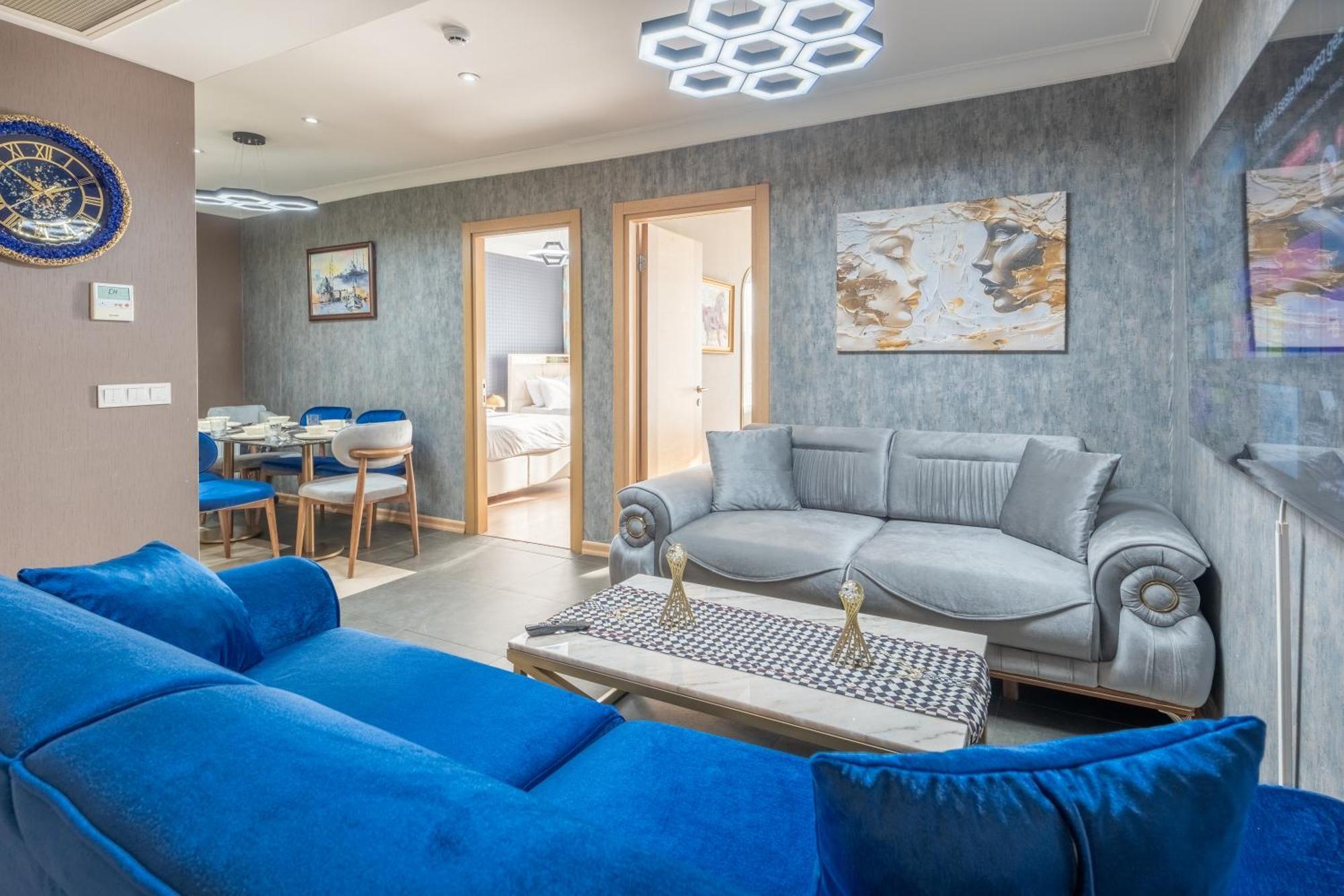 Melvin Apartment